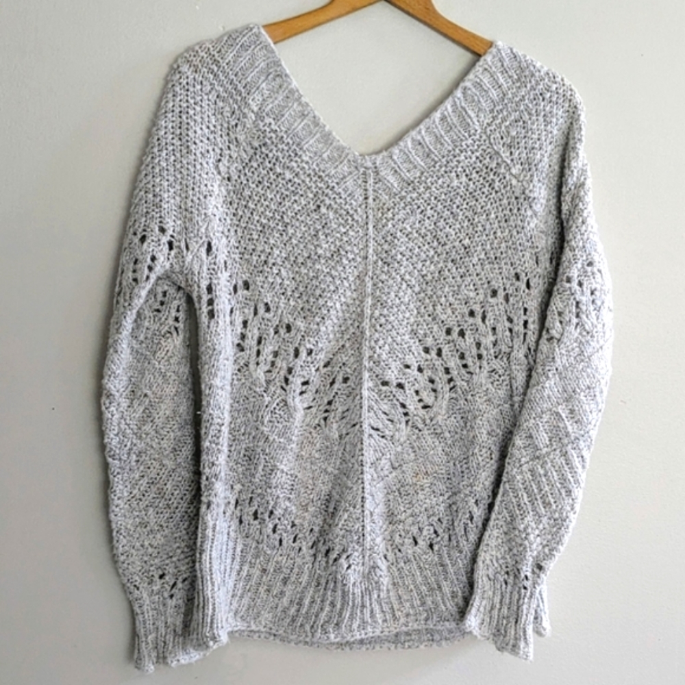 🌼 Knit Sweater, Light gray w/ a Little sparkle, Maurice's, Women's Size Small